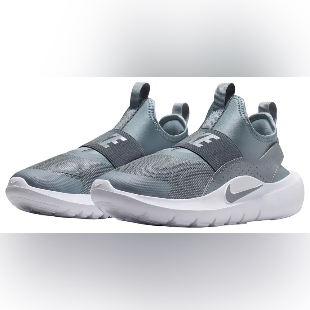 Nike Kids' Grade School Flex Runner 4 Shoes